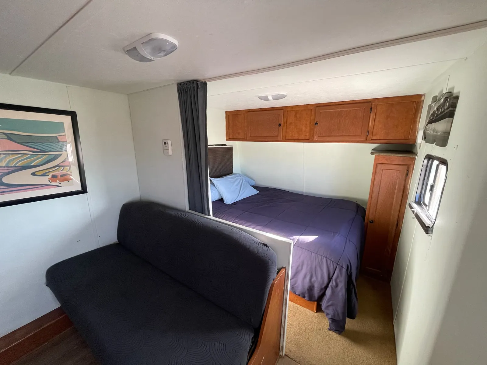 Vintage Camper A monthly rental in Pahrump NV — studio interior